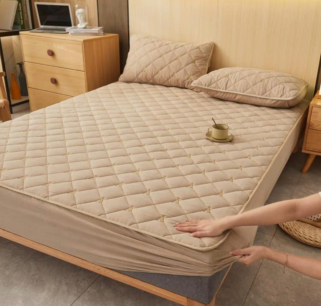 Couvre-lit 100% Imperméable et lavable ( 4 Places )